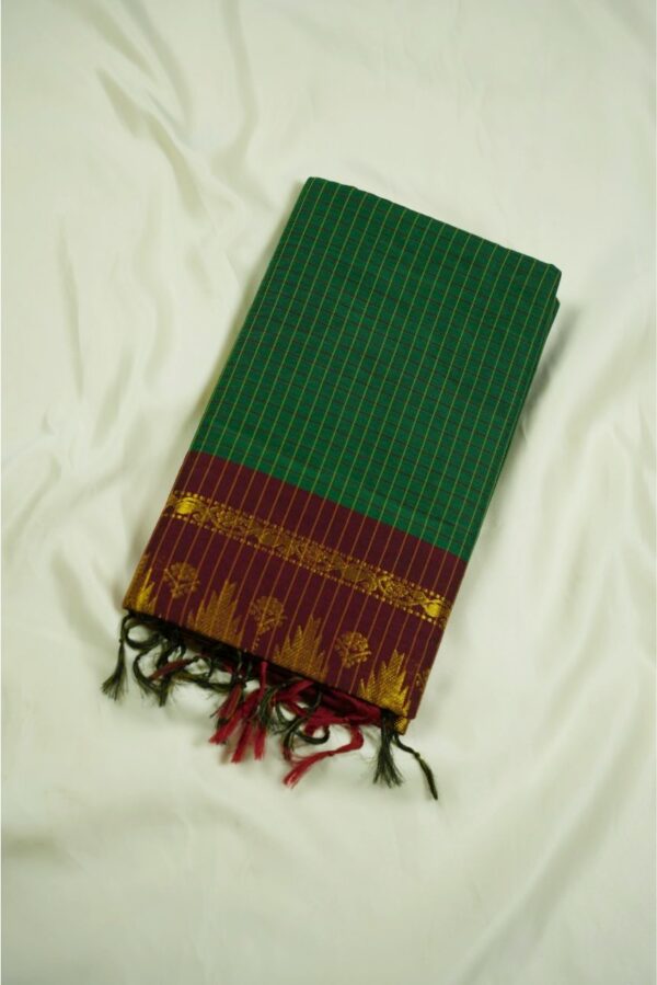 Untitled-design-2026-08-15T055429.417 Seetha Bottle Green Check Kaanchi Cotton Saree with Maroon Zari Temple Border & Tassels